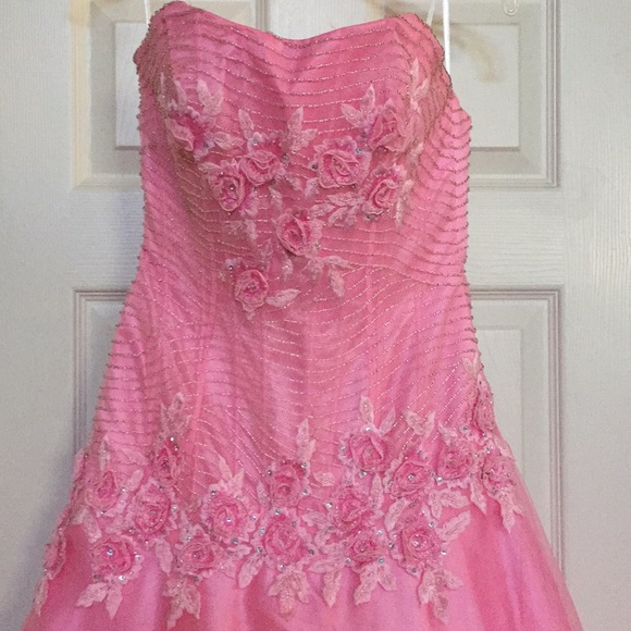 Light pink and silver ballgown pageant prom - Picture 2 of 3